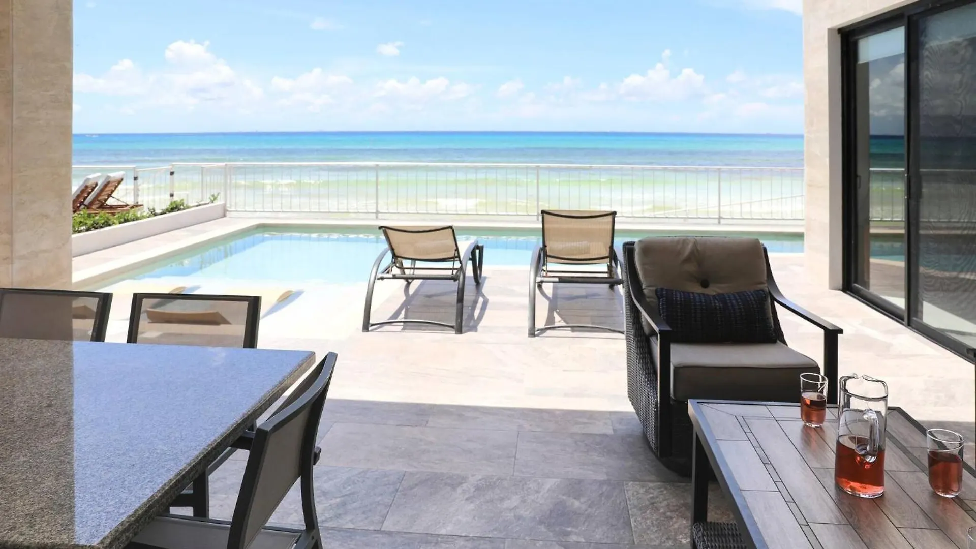 Seaside Villa 4 Beds, Private Pool, Amazing Views Playa del Carmen