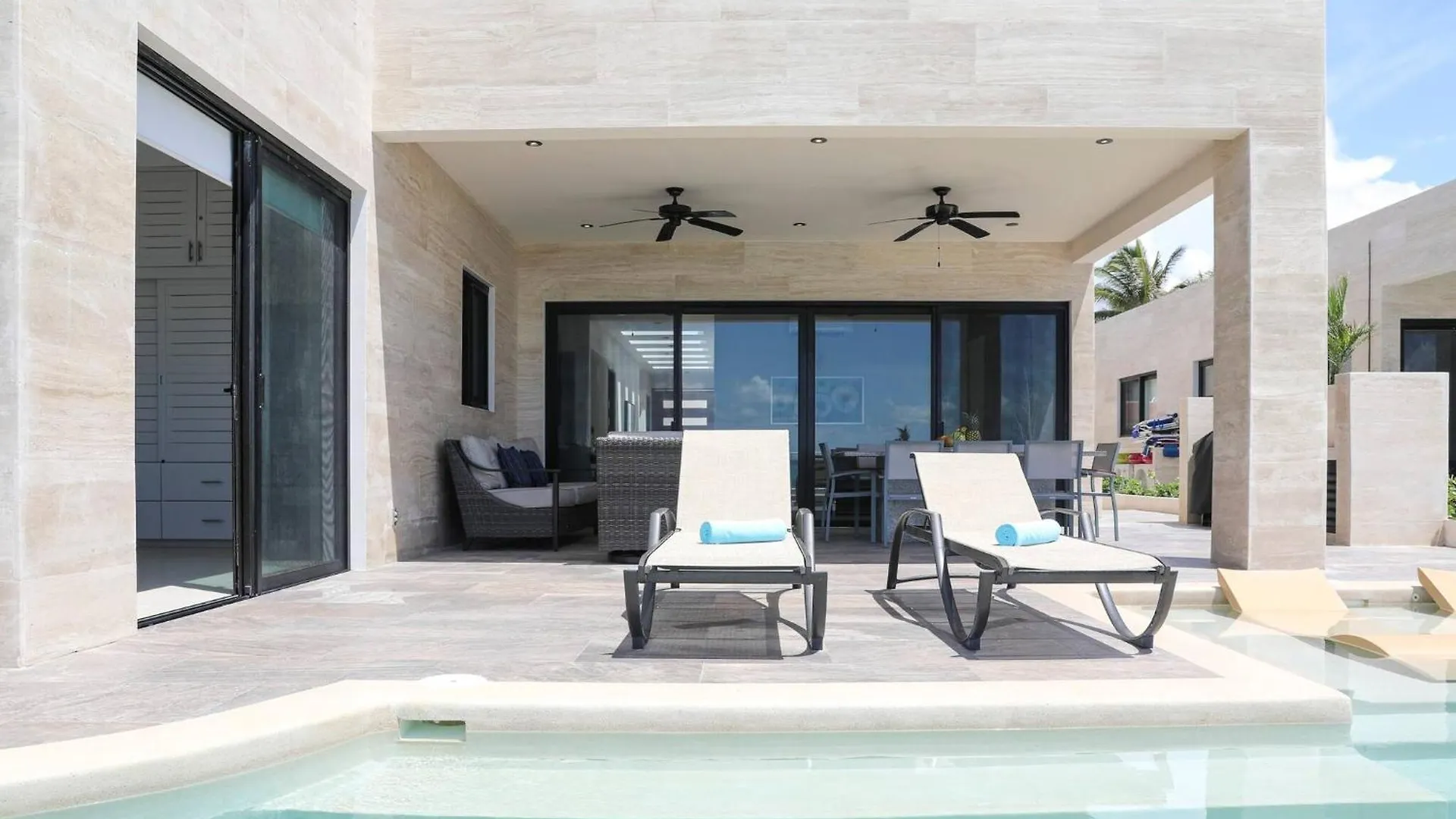 Seaside Villa 4 Beds, Private Pool, Amazing Views Playa del Carmen Mexico
